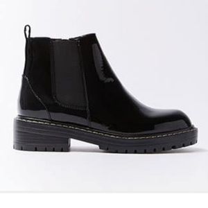 Forever 21 Patent Leather Chelsea Boots Sz 9
